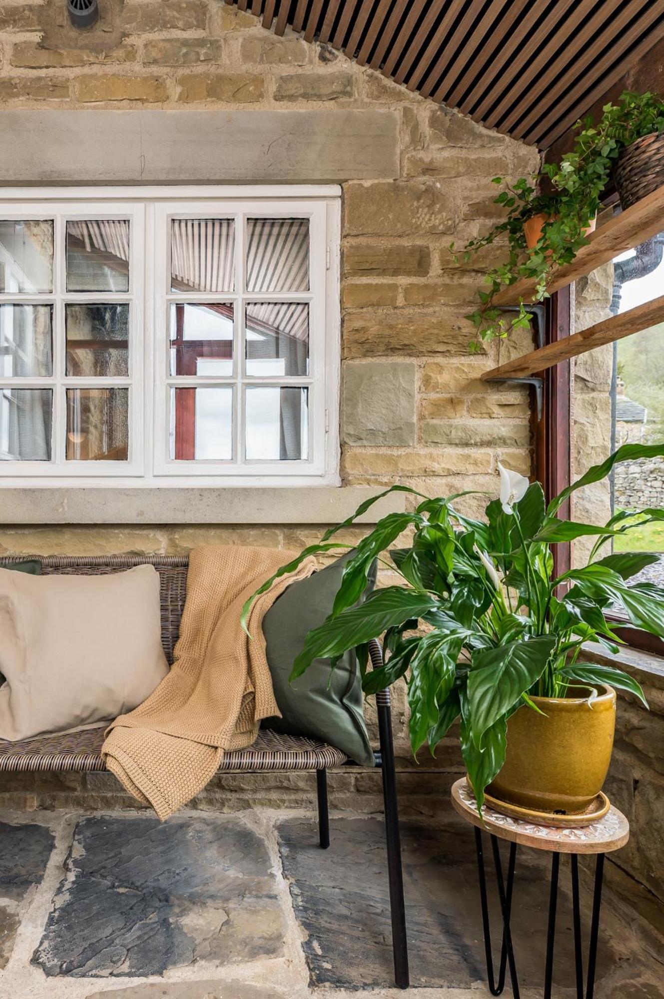 Central Malham Wellbeing Escape With Hot Tub Sleeps 8 Eksteriør bilde