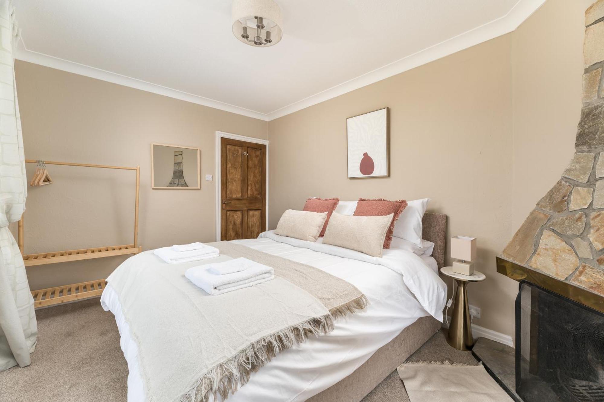 Central Malham Wellbeing Escape With Hot Tub Sleeps 8 Eksteriør bilde