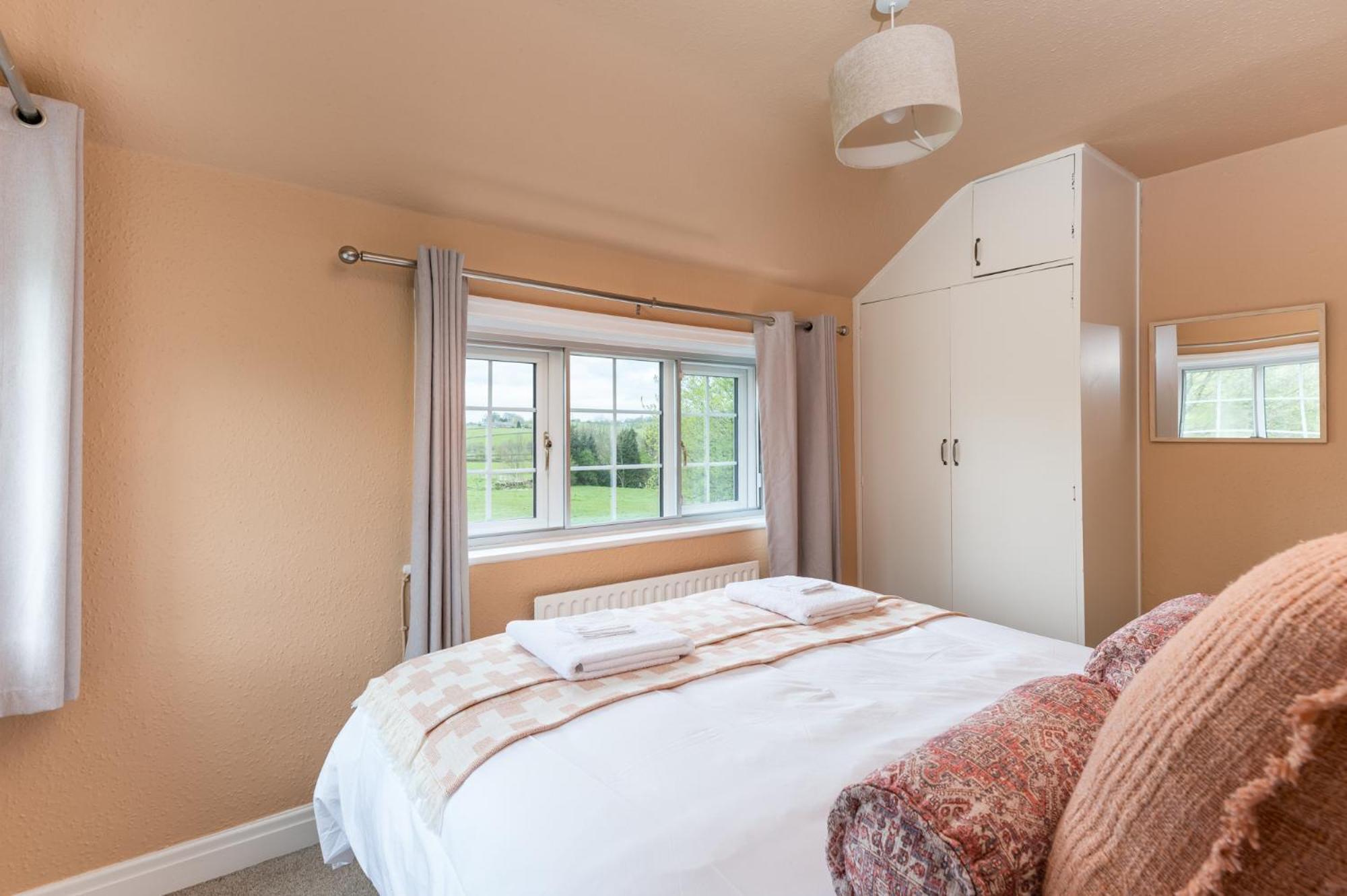 Central Malham Wellbeing Escape With Hot Tub Sleeps 8 Eksteriør bilde