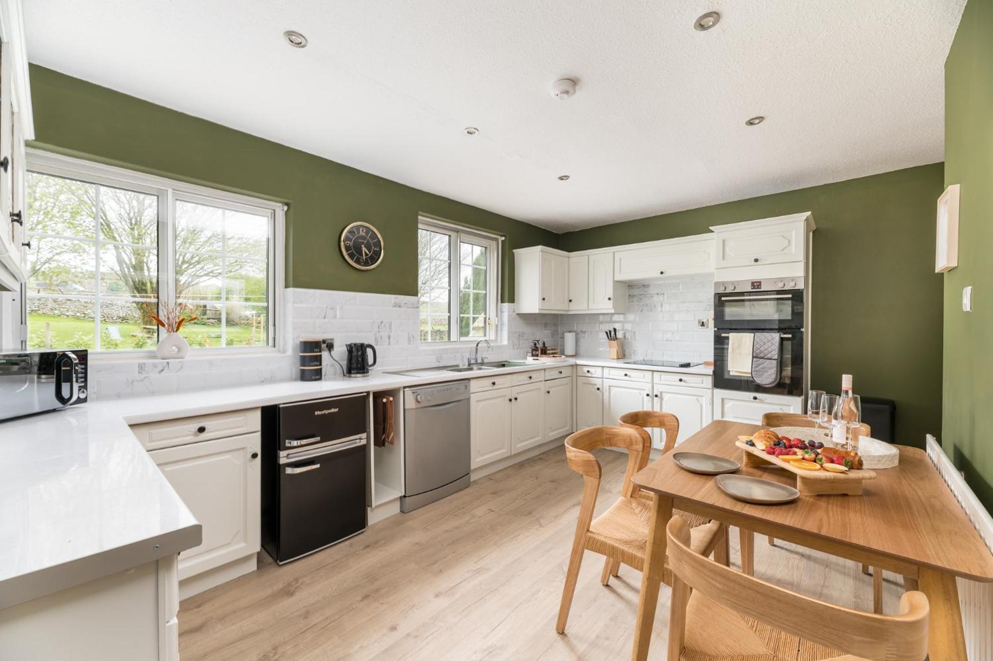 Central Malham Wellbeing Escape With Hot Tub Sleeps 8 Eksteriør bilde