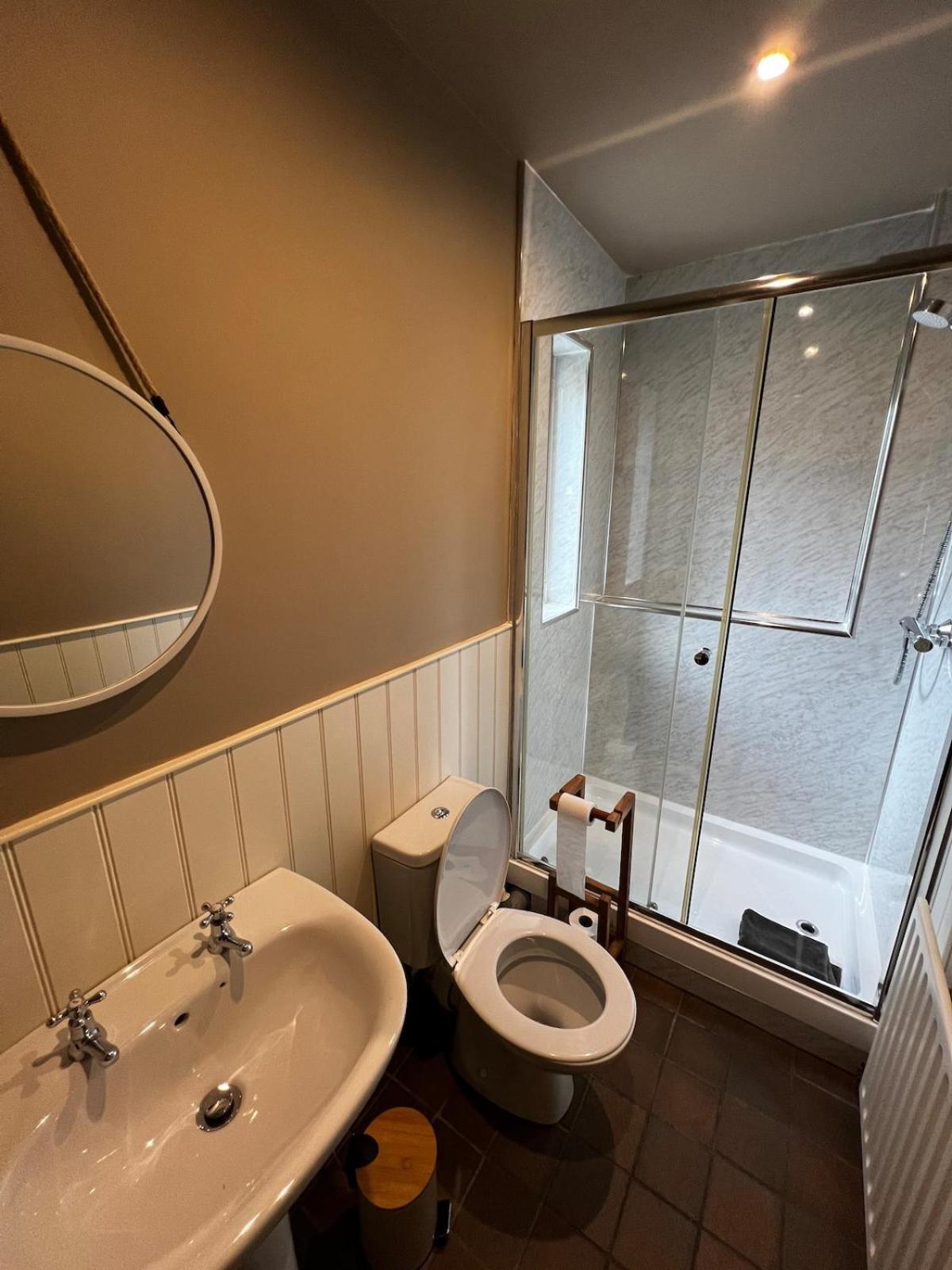 Central Malham Wellbeing Escape With Hot Tub Sleeps 8 Eksteriør bilde
